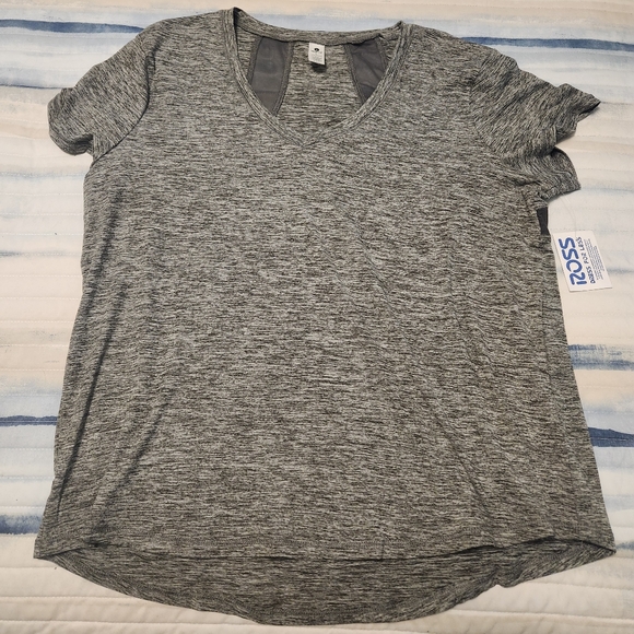 Velocity Activewear tops - Picture 4 of 4